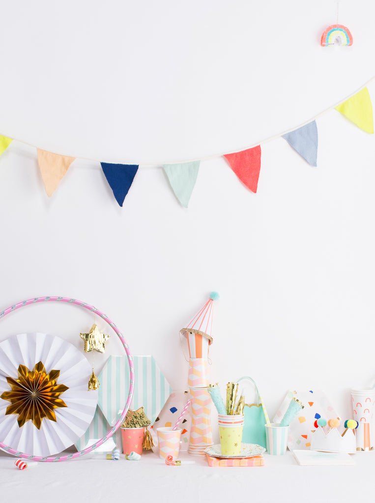 Knitted Fabric Flag Garland