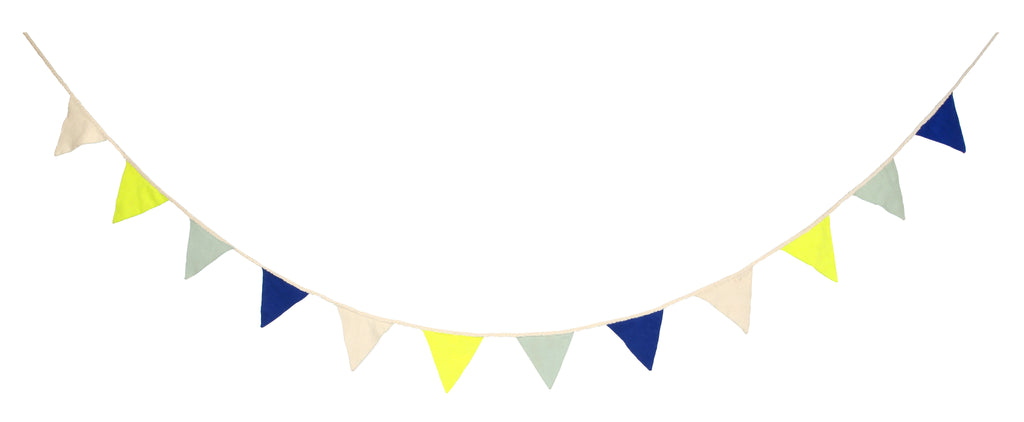 Knitted Fabric Flag Garland