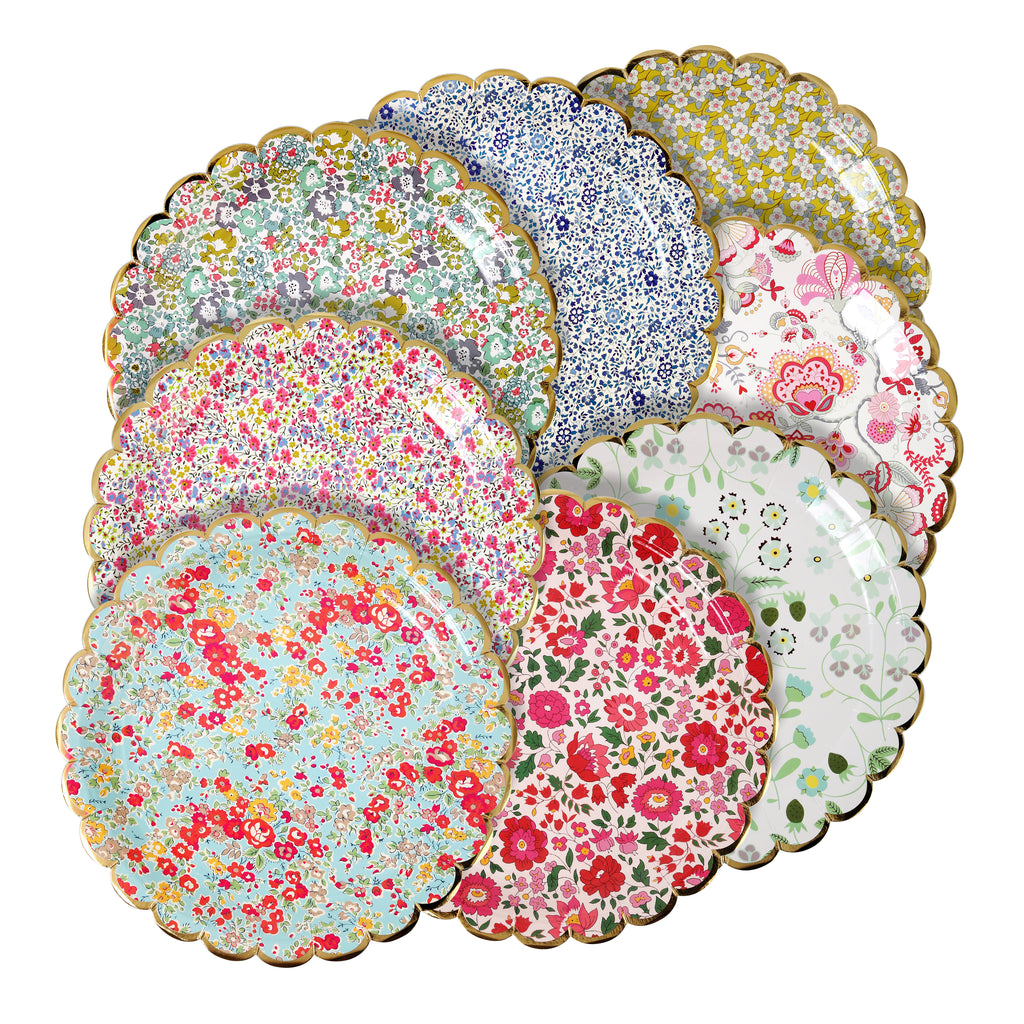 Assorted Liberty Paper Plates in Large