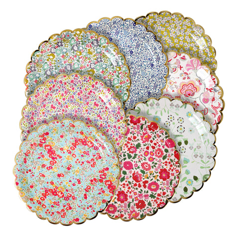 Assorted Liberty Paper Plates in Large