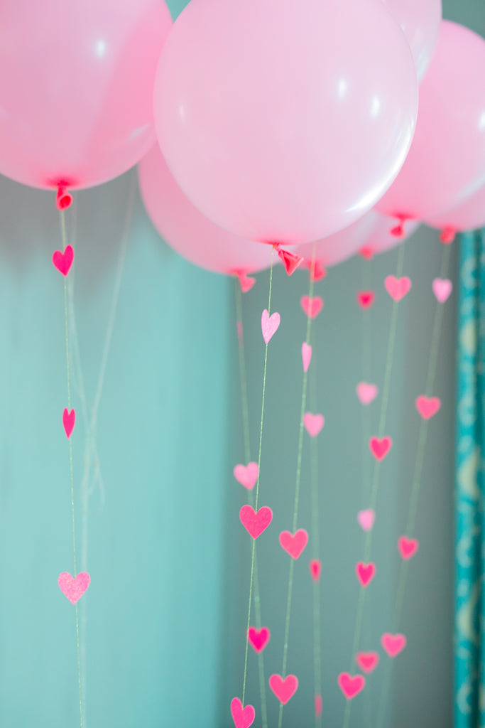 Beautiful Balloon Kit in Pink (8-pack)