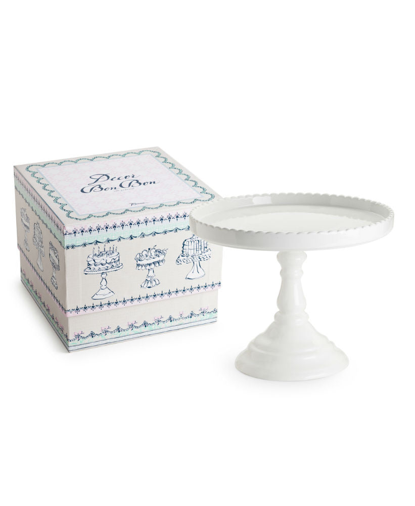 Porcelain Scalloped Round Cake Stand