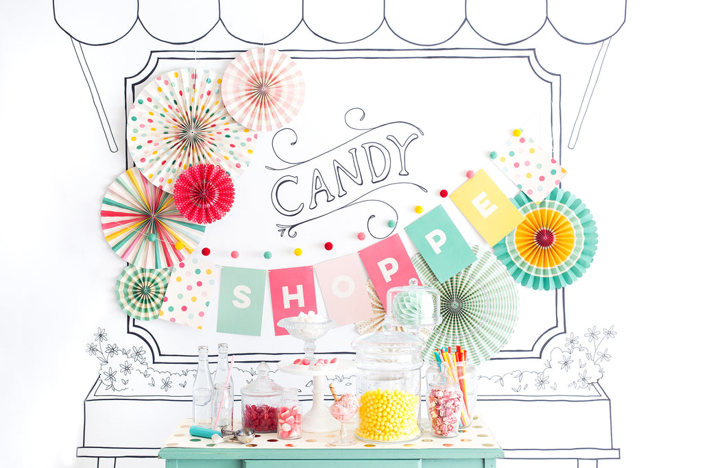 Party Fans in Fun Colors & Prints (8-pack)