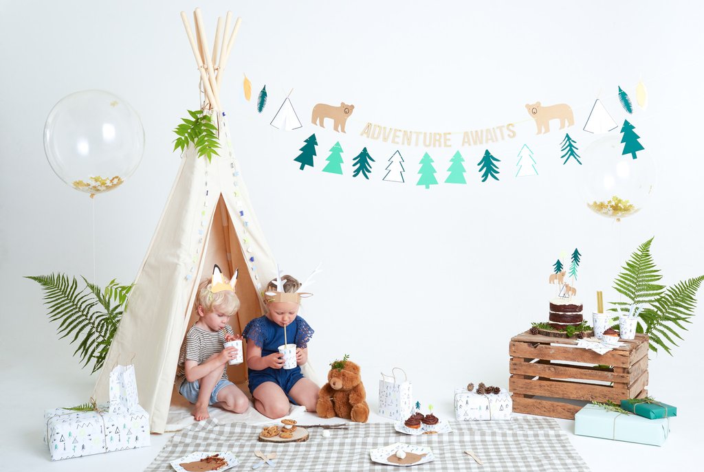 Little Adventures Garland