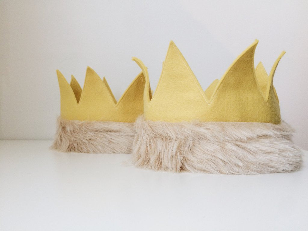 Felt Crown with Fur Trim