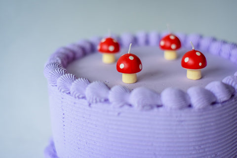 Mini mushroom birthday candles 